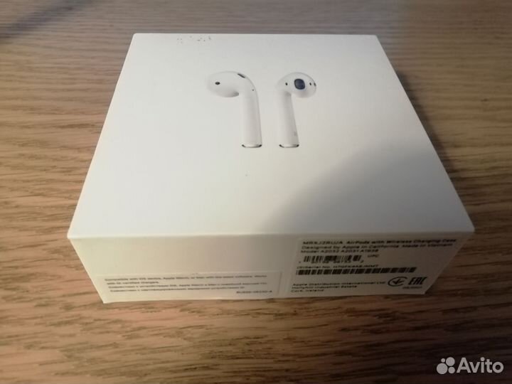 Коробка от AirPods