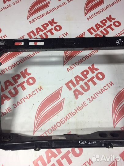 Рамка радиатора Hyundai Tucson 2018