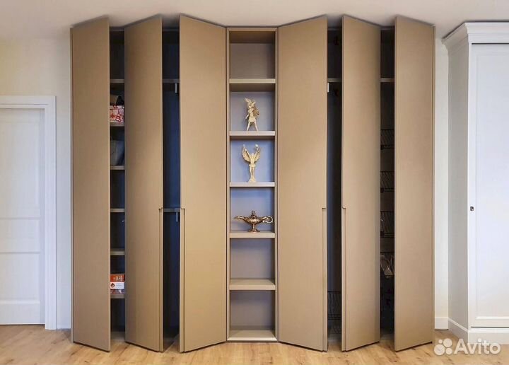 Шкафчик для ванной