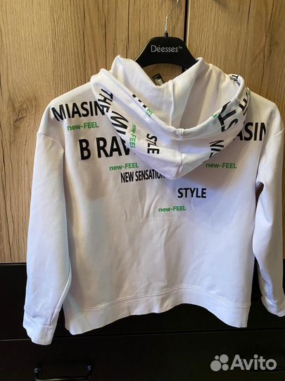 Толстовка для подростка рост 134-140