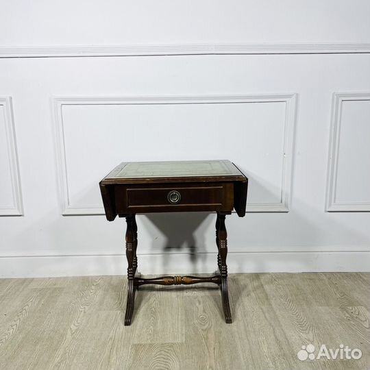 Столик антикварный с зеленой кожей середины XX века