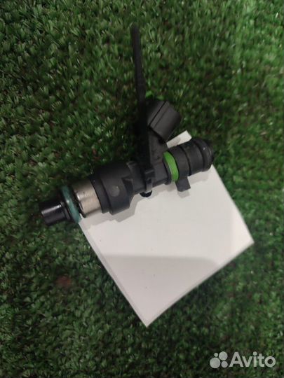 Форсунка топливная Nissan Teana J32 vq25de 2008