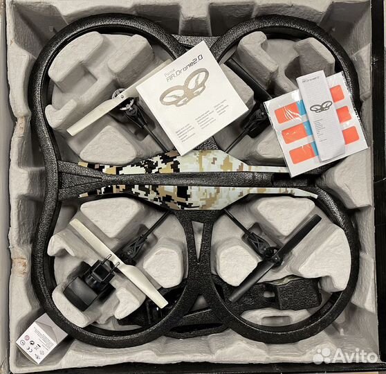 Квадрокоптер Parrot AR Drone 2.0 Elite edition