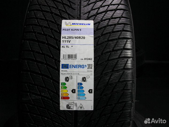 Michelin Pilot Alpin 5 285/40 R20 и 295/35 R21 105V