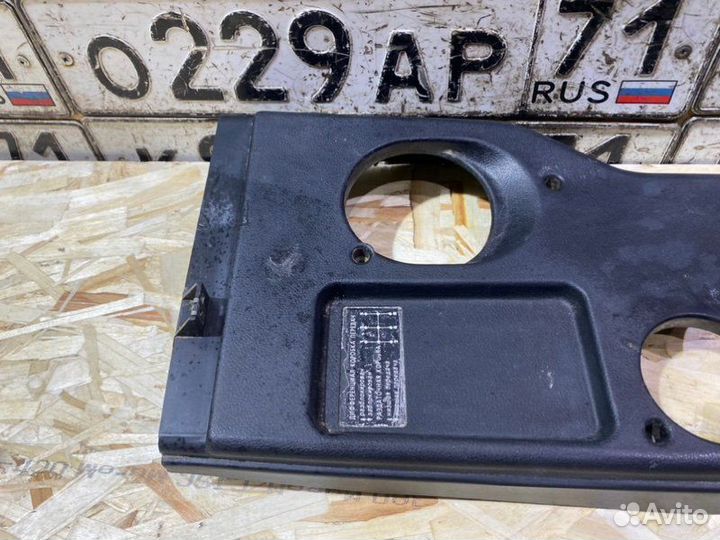 Центральная консоль Ваз 21214 2012