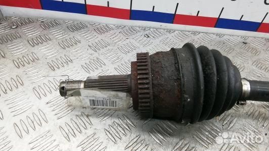 Привод передний правый KIA sportage 2 (SNI04N101)