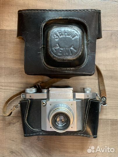 Фотоаппарат Praktiflex с объективом Tessar