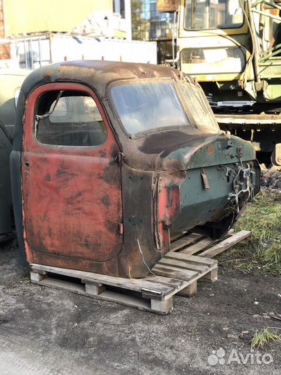 ЗИЛ 164 кабина