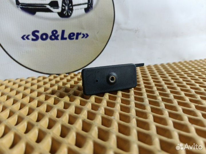 Разъем AUX Volkswagen Touareg GP BKS 2008