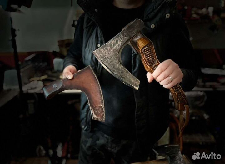 Топор ручной работы кованый