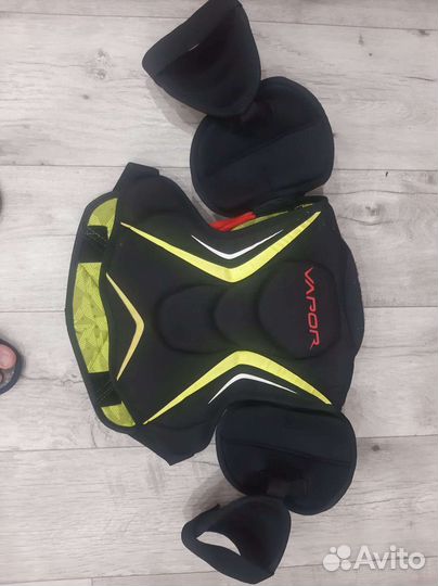 Нагрудник хоккейный bauer jr (147-165) vapor 2.9