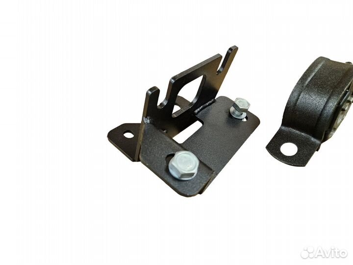 Левая, усиленная опора двигателя Лада Веста