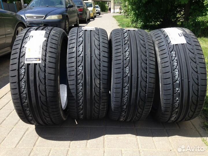 Hankook Ventus V12 Evo2 K120 275/40 R18