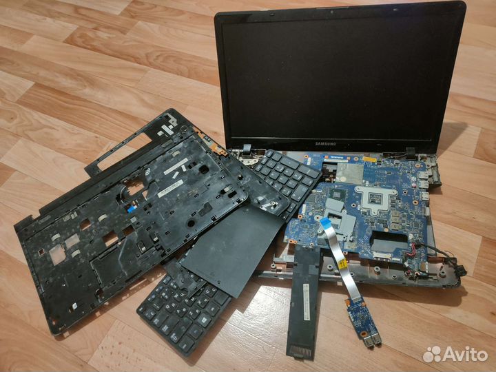 Разобранный ноутбук Samsung 350e5c-s0a