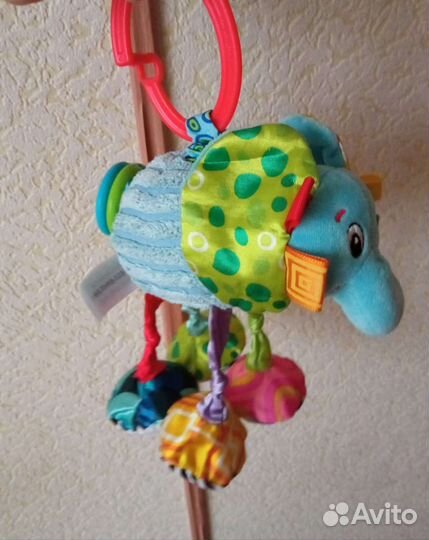 Игрушки подвеска развивающие