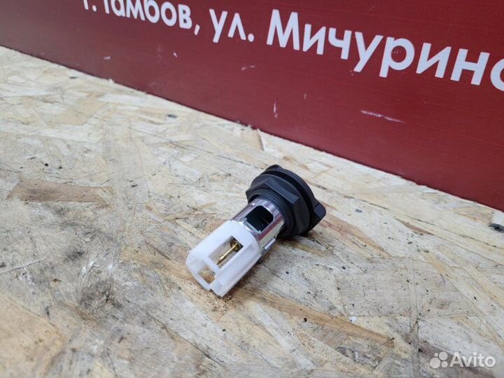 Розетка Skoda Rapid