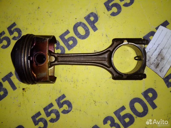 Volkswagen Passat (B6) Поршень с шатуном