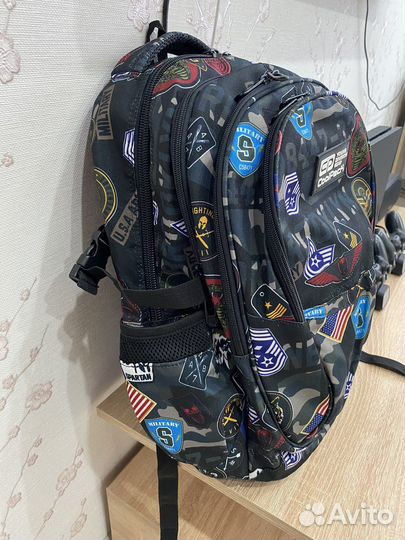 Школьный рюкзак