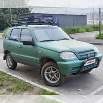 Chevrolet Niva 1.7 MT, 2006, 208 000 км, с пробегом, цена 390 000 руб.