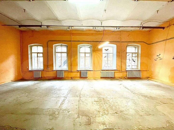 От собственника. 1 этаж 170 м² Швейное. Танцы. Тво