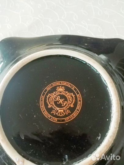 Пепельницы две разные