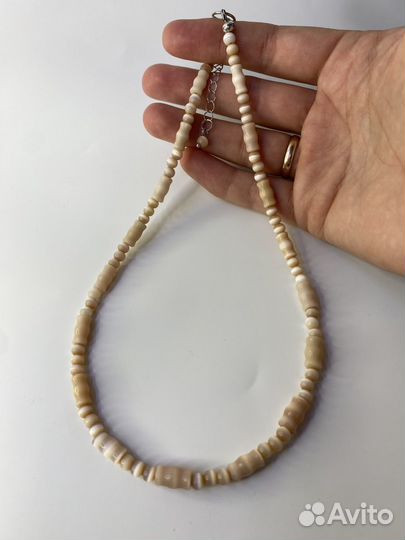 Бежевые бусы кошачий глаз 44 см