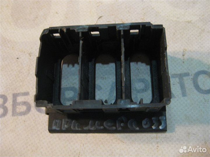 Накладка кнопок обогрева Nissan Primera P12 седан