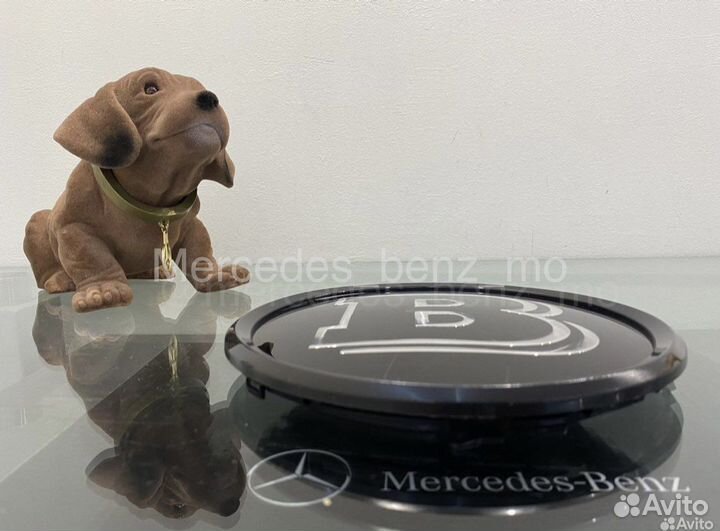 Эмблема Brabus Mercedes Benz в решетку радиатора