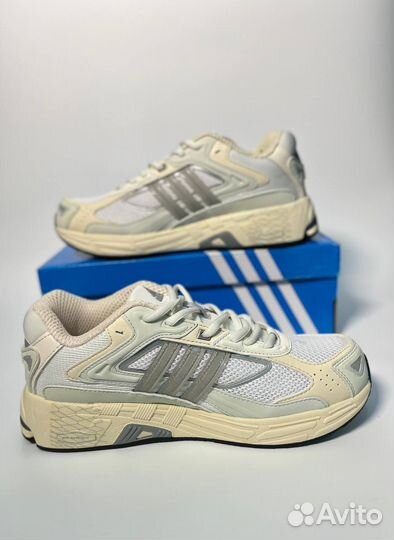 Кроссовки Adidas Response CL 43 размера