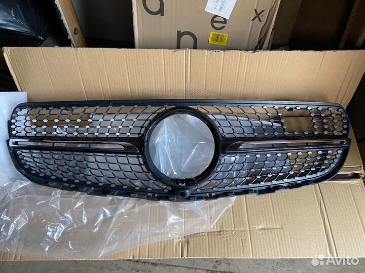 Решетка радиатора mercedes glc