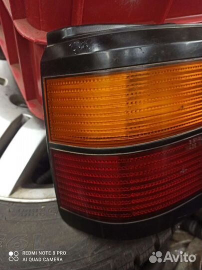 Пассат В3 (универсал) Фонарь левый 333 945 111 ори