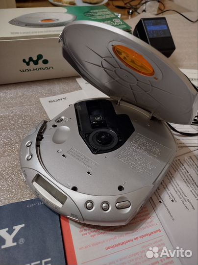 Cd плеер sony walkman D-E341