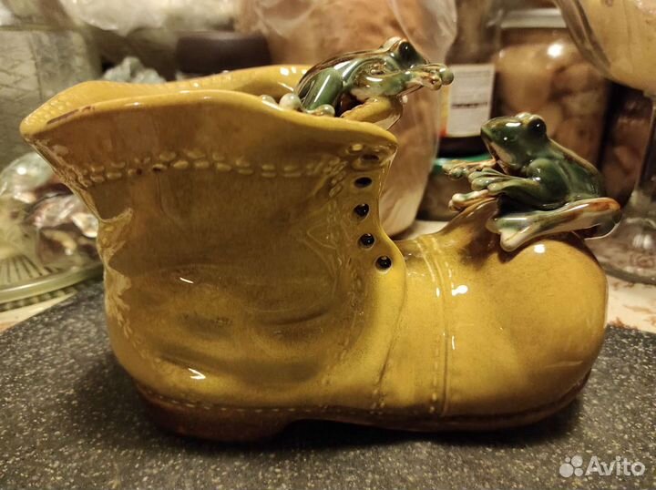 Кашпо Ботинок