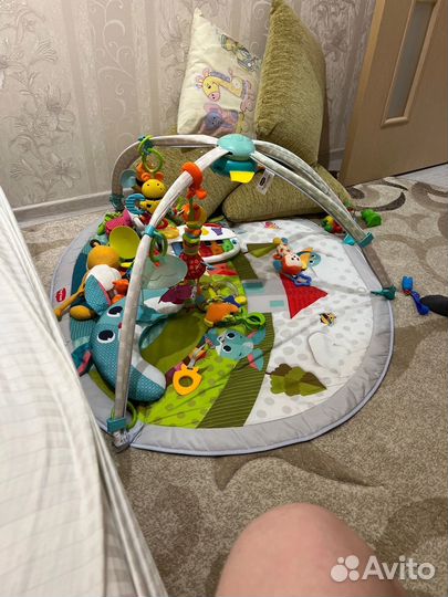 Развивающий коврик tiny love солнечная полянка