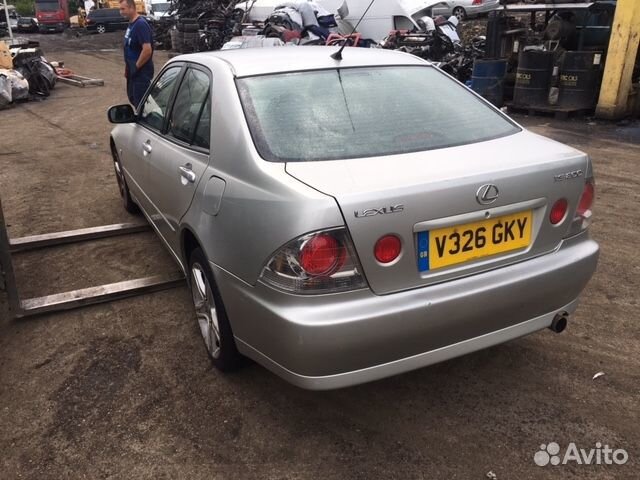 Разбор на запчасти Lexus IS