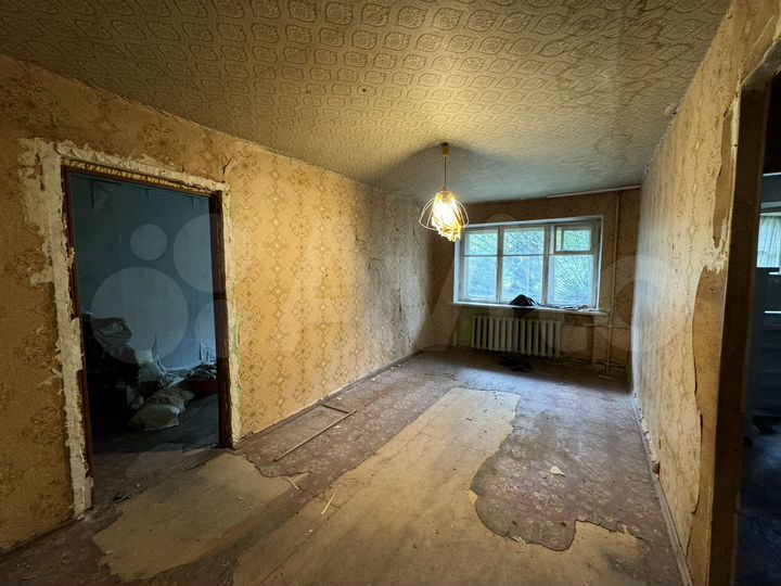 2-к. квартира, 38 м², 1/4 эт.