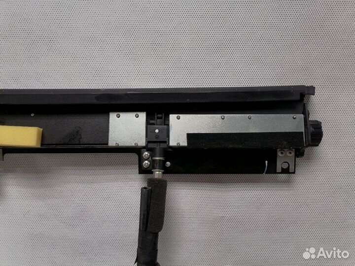 Hyundai Equus 2 Шторка двери задней левой