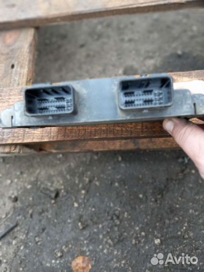 Блок управления двигателем Citroen Berlingo m59