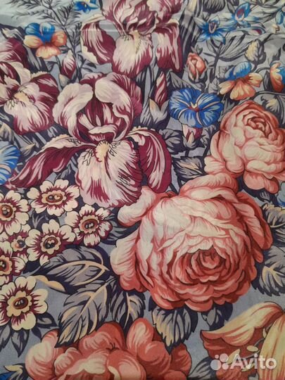 Павловопосадский платок шелковый