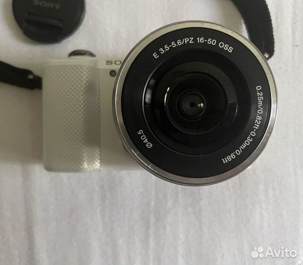 Компактный фотоаппарат Sony A5000