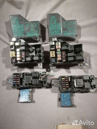 Блок предохранителей Митсубиси Каризма