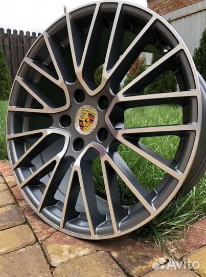 Диски R21 на Porsche Cayenne Volkswagen Touareg