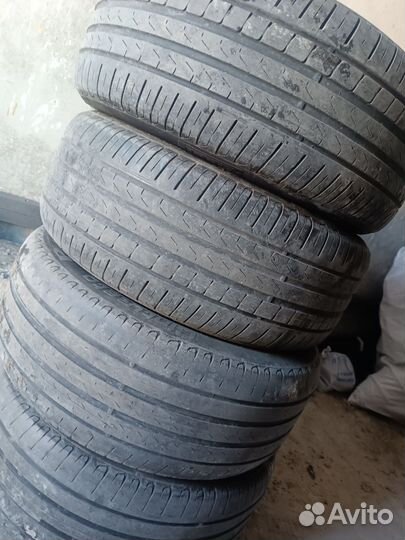 Pirelli Cinturato P7 245/45 R18