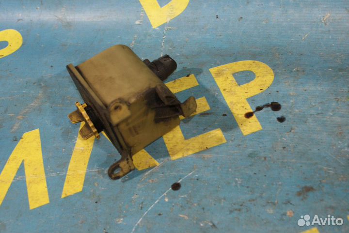 Бачок гидроусилителя руля Dodge Caravan 3