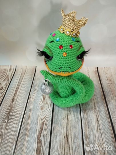 Змейка вязанная