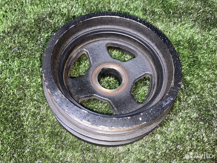 Шкив коленвала VQ35DE Nissan Fuga PNY50