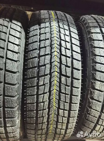 Roadstone Winguard Ice 225/65 R17 101R