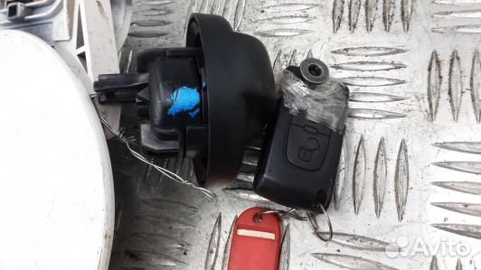 Лючок бака citroen C3 1 (LBE19IC01)