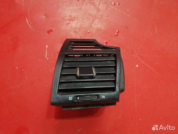 Дефлектор воздушный правый Toyota Camry XV40