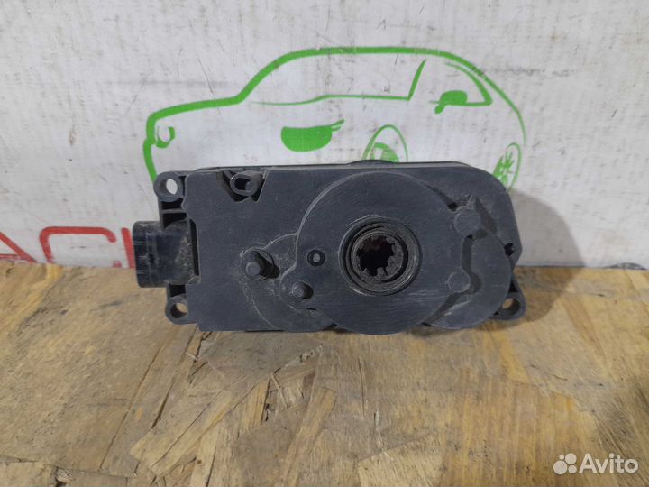 Моторчик жалюзи BMW X5 G05 X6 G06 X7 G07 (2018+)